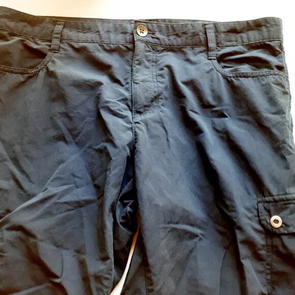 Woolrich Womens Capri Pants Navy Cargo Hiking Outdoor Size 10 - Picture 2 of 10